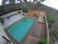 Fabrication et pose d’un escalier en bois de chêne sur-mesure pour professionnel à Nice 06 Alpes-Maritimes